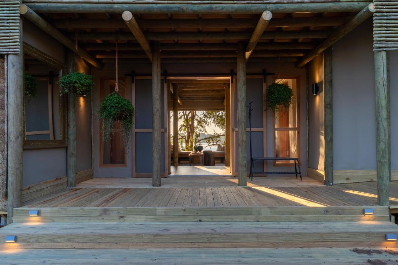 Victoria Falls River Lodge Exterior foto